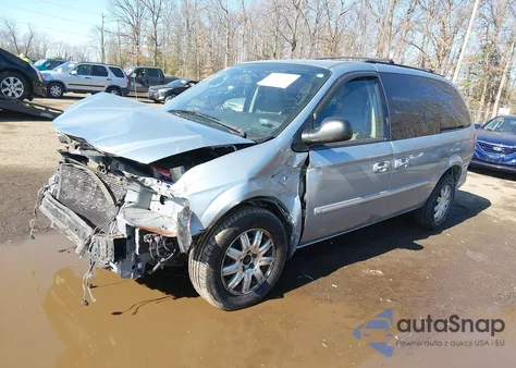 2006 Chrysler Town & Country Touring z USA, uszkodzony, nr VIN 2A4GP54L06R840140